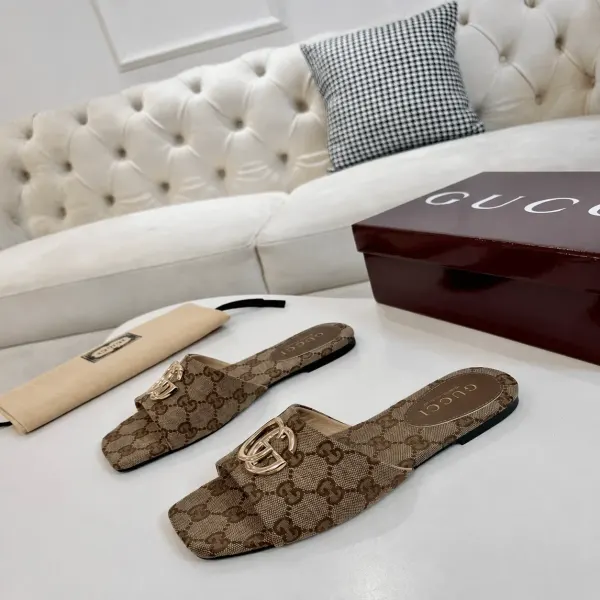 Gucci Classic Monogram Canvas Single-Strap Slide Sandals In Brown