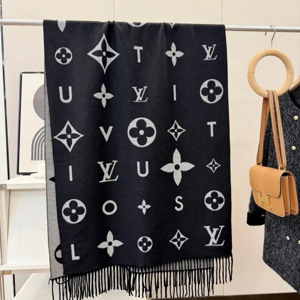Louis Vuitton Reykjavik 2.0 Scarf