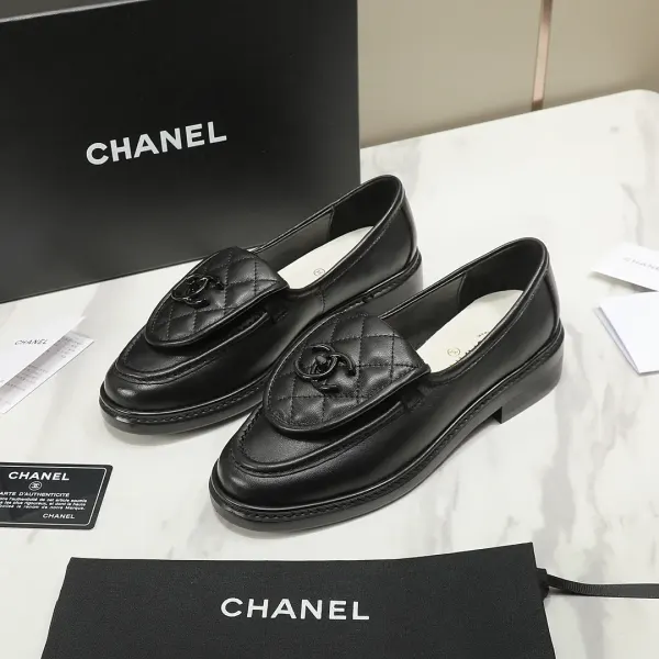 Chanel Cc Nib Turnlock Moccasins Flat Loafers Black