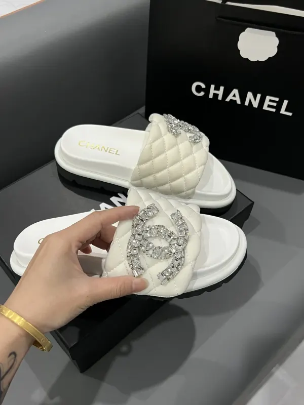 Chanel Cc Slippers Studded White