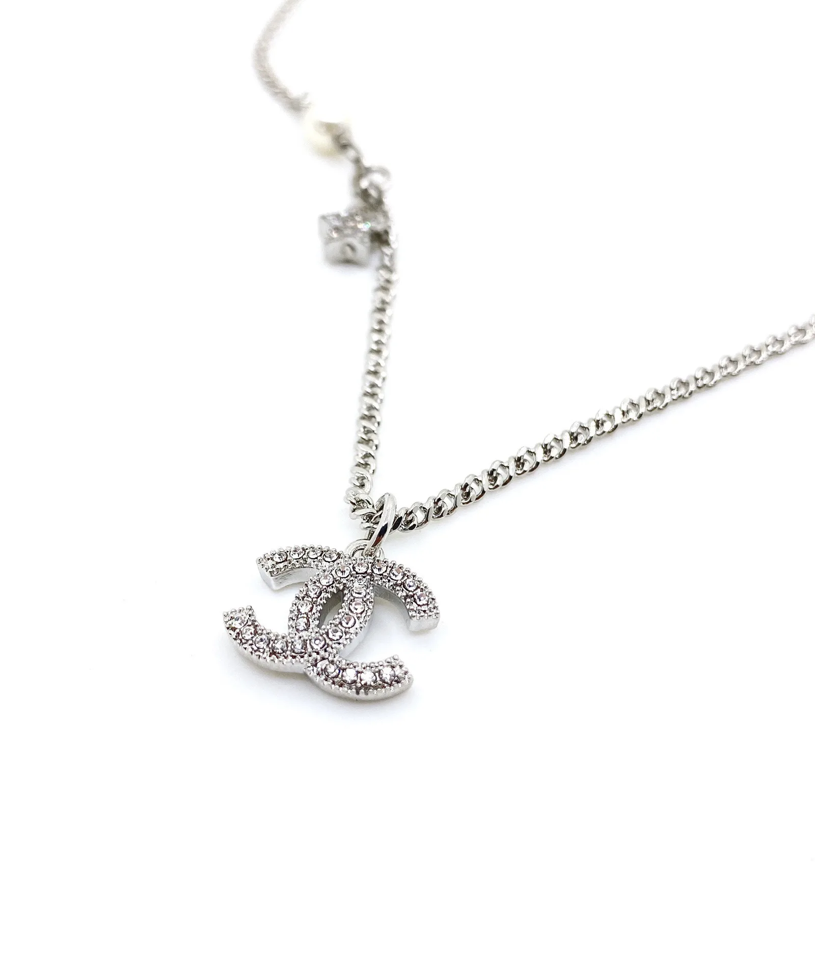 Chanel Crystal CC Star And Pearl Necklace In Silver