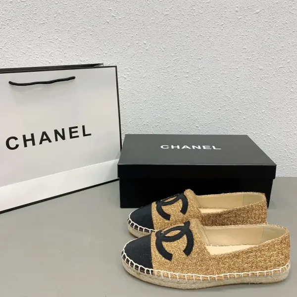 Chanel Cc Espadrilles Tweed Slip On Crinkled Beige