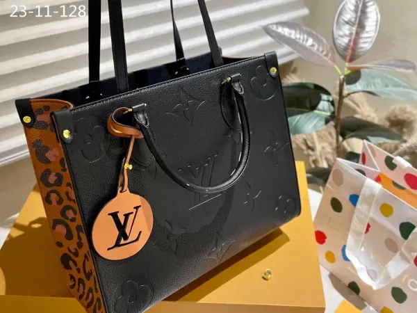 Louis Vuitton Wilde At Heart Onthego Mm Bag Black 34Cm