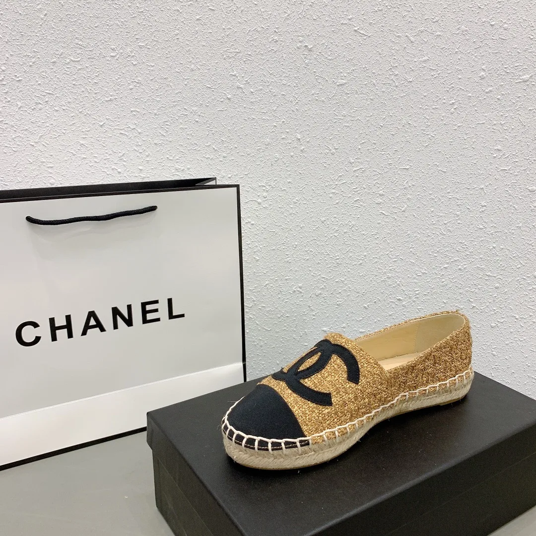 Chanel Cc Espadrilles Tweed Slip On Crinkled Beige