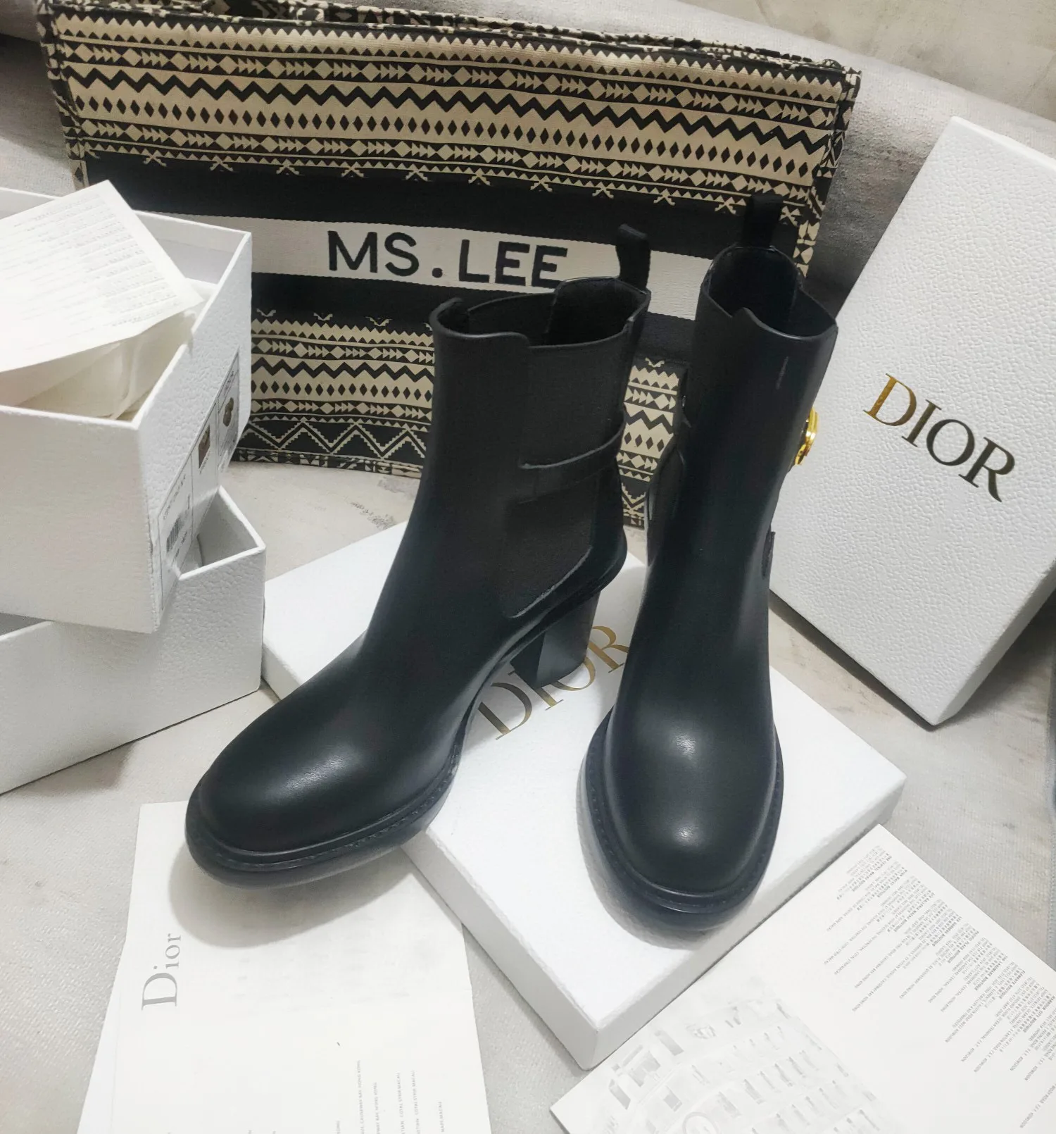 Dior 30 Montaigne Heeled Ankle Boot Black Supple Calfskin Kci950Vso S900