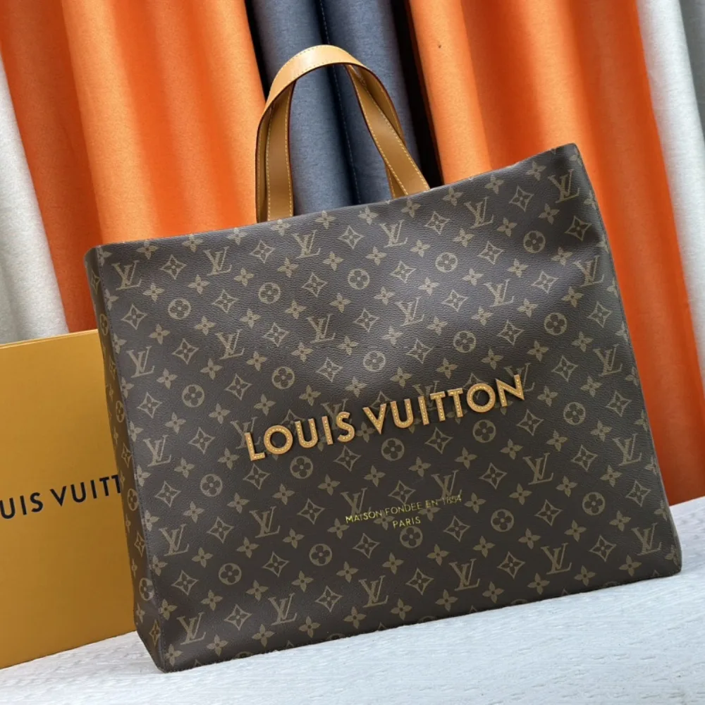 Louis Vuitton Shopper Tote Mm Monogram Brown 40Cm Secondary image