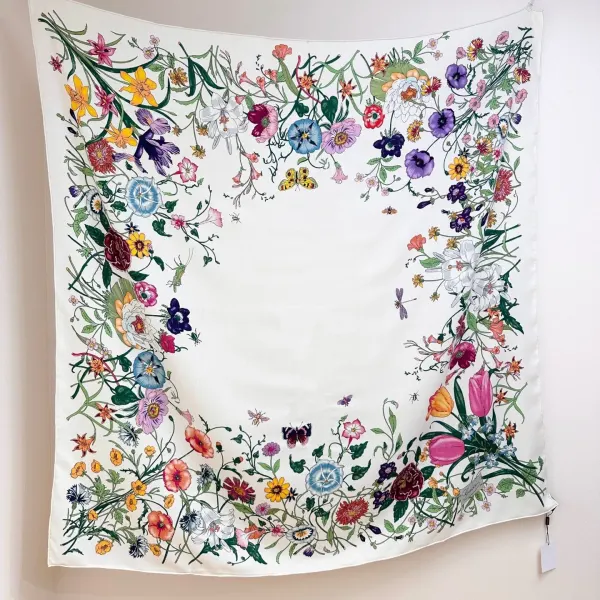 Gucci White Flora Print Silk Carré Scarf