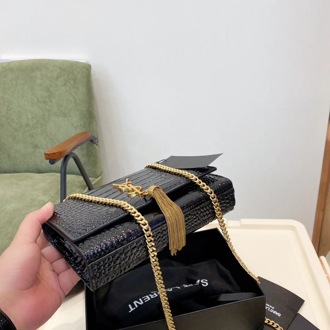 Saint Laurent Kate Medium Chain Bag With Tassel In Shiny Crocodile-Embossed Leather Black 354119Aaay14083 Secondary image