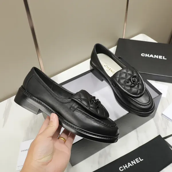 Chanel Cc Nib Turnlock Moccasins Flat Loafers Black