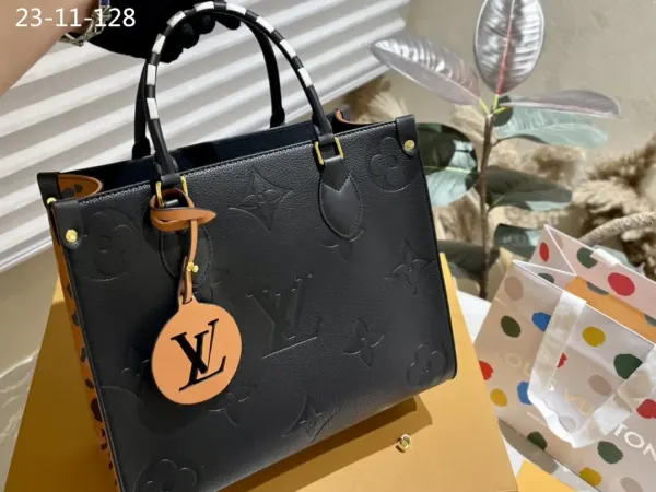 Louis Vuitton Wilde At Heart Onthego Mm Bag Black 34Cm