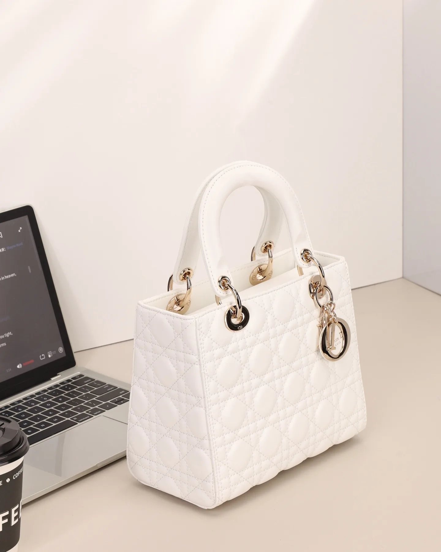 Medium Lady Dior Bag White 24cm Secondary image