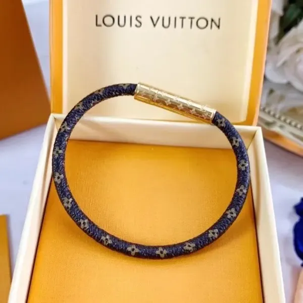 Louis Vuitton Confidential Bracelet Monogram Brown
