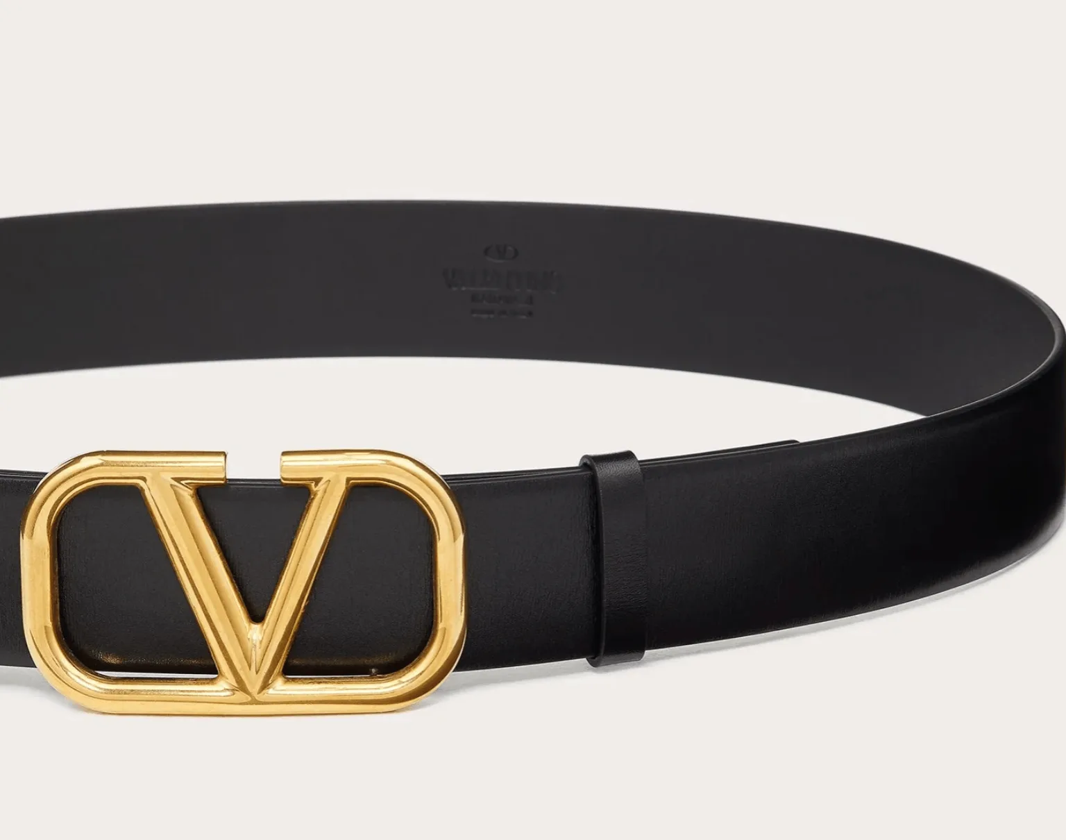 Valentino Garavani VLogo Signature Calfskin Belt 40 Mm Secondary image