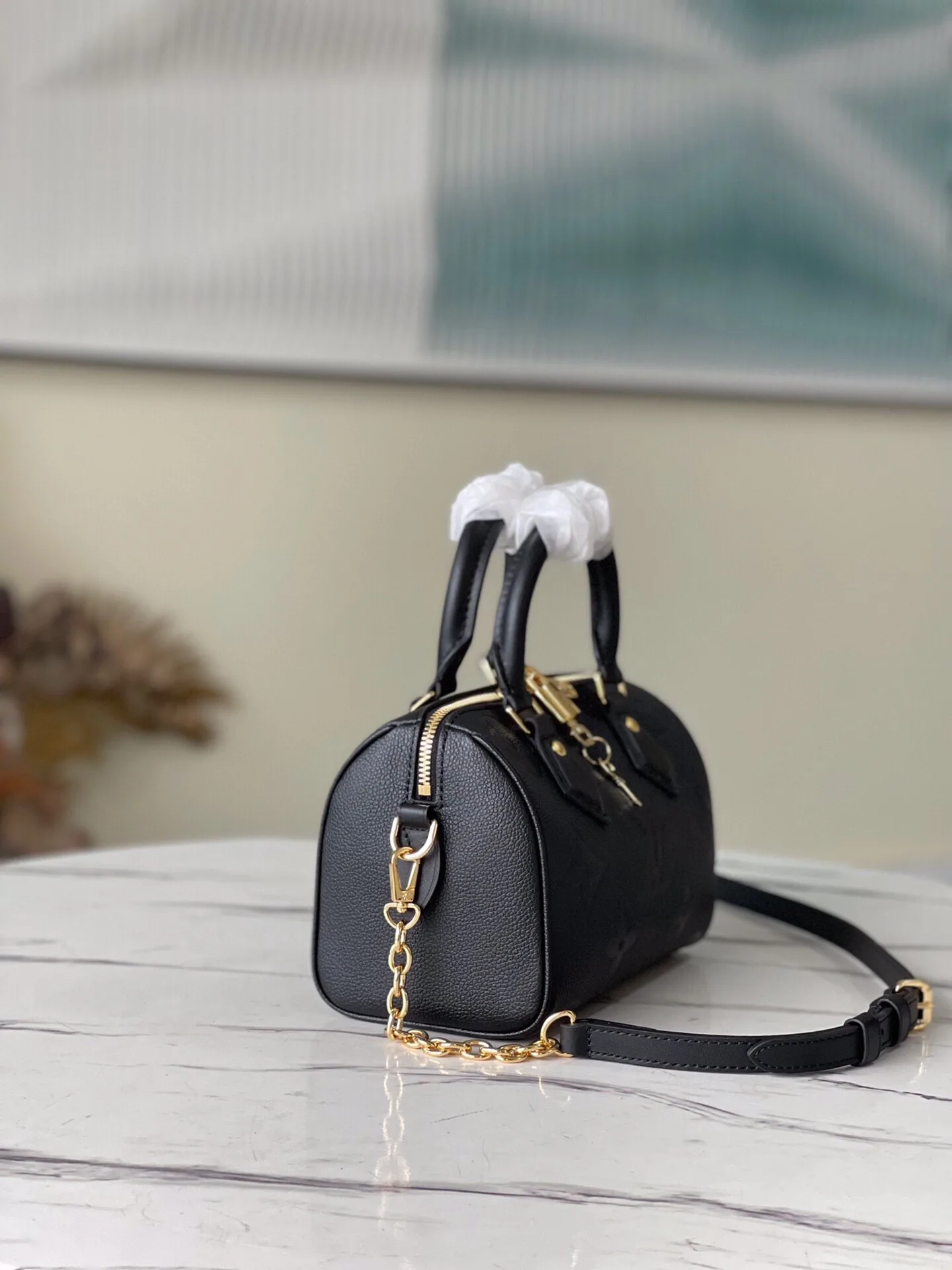 Louis Vuitton Speedy Bandouliere 20 Black M58953 Secondary image
