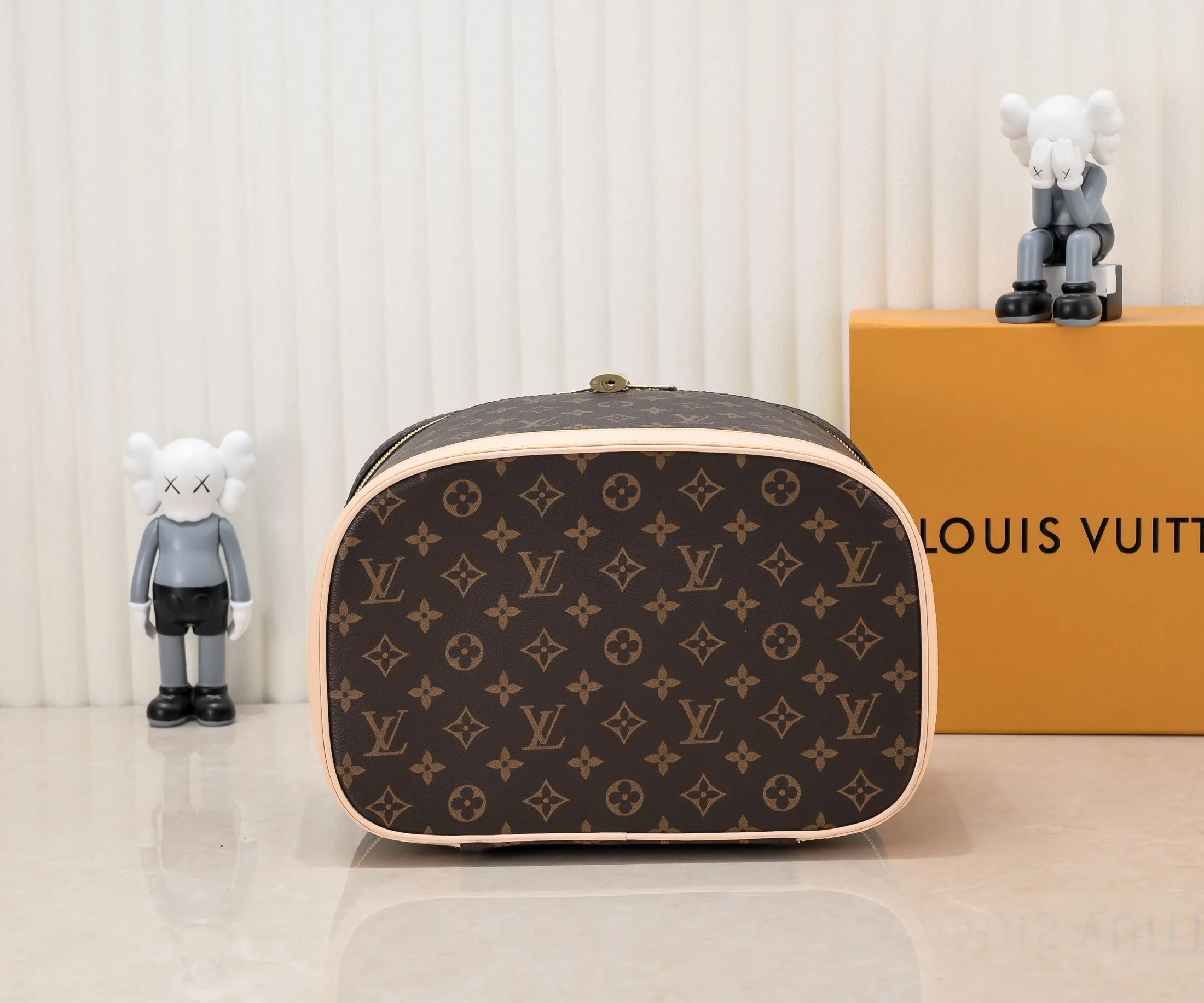 Louis Vuitton Nice Mini Toiletry Pouch 32Cm M47280