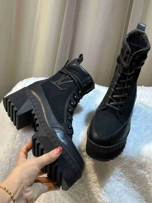 Louis Vuitton Black Laureate Desert Boot