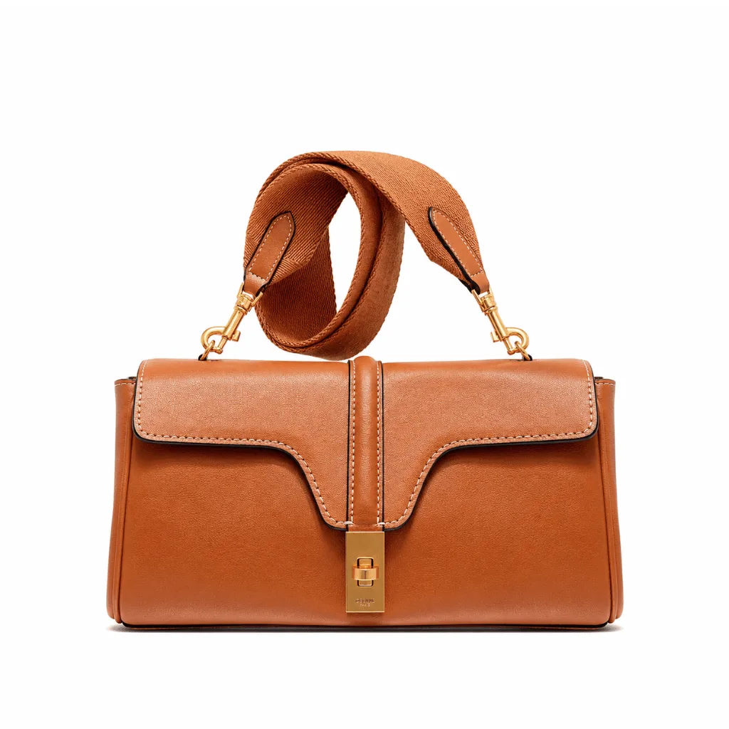 Celine Teen Soft 16 In Smooth Calfskin Tan 24Cm 196853Cr4 04Lu Main image