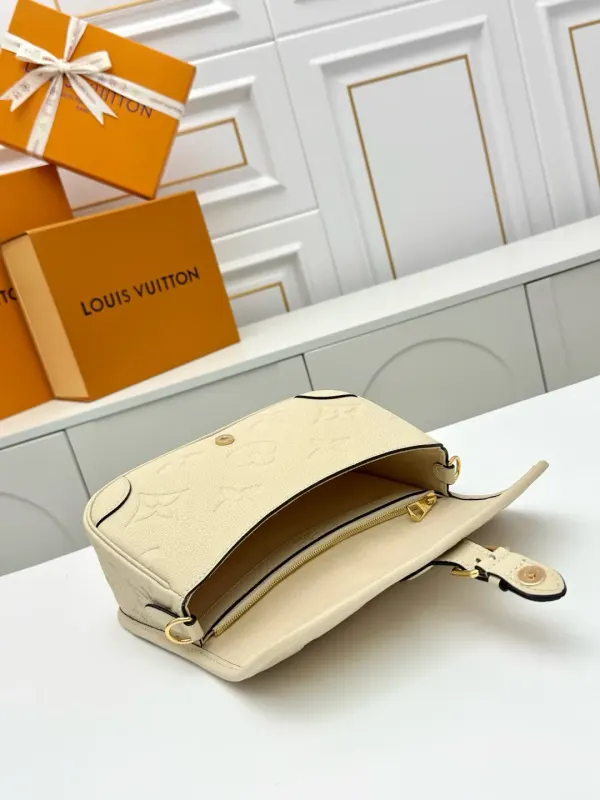 Louis Vuitton Diane Monogram Empreinte Leather Cream Beige 18Cm M46388