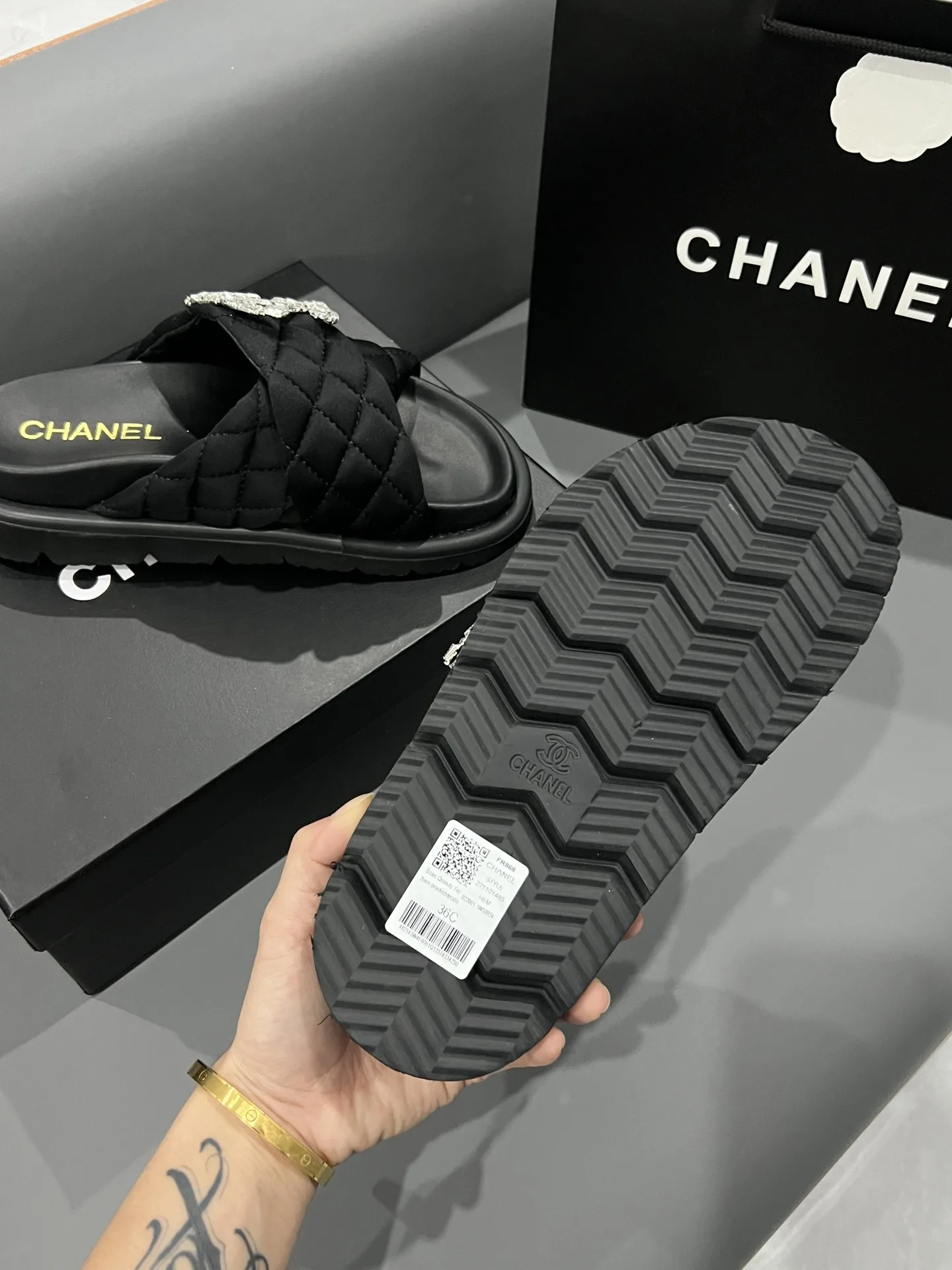 Chanel Cc Slippers Studded Black Secondary image