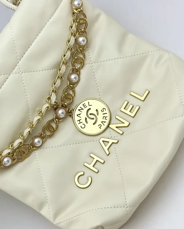 Chanel Hobo Women’s Shoulder Bag White 22 Small
