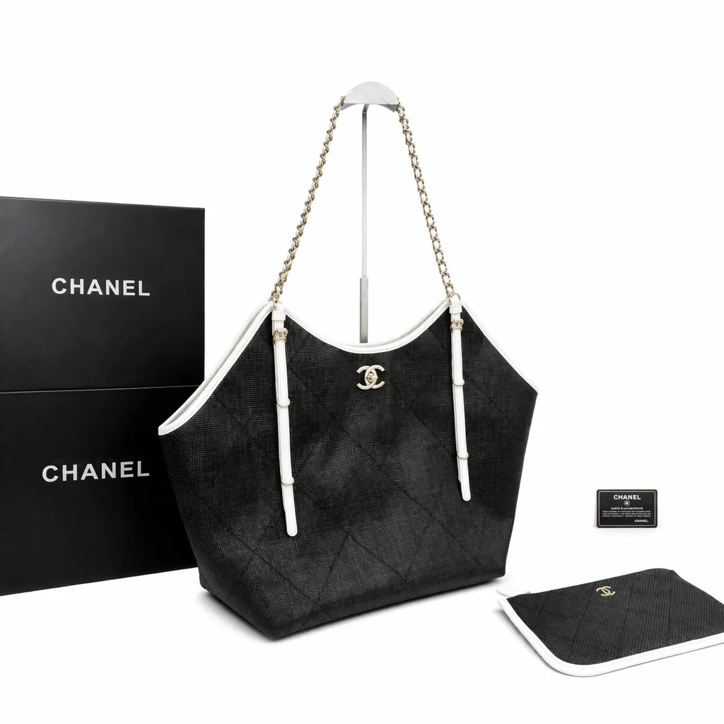 Chanel Maxi Shopping Bag Secondary image