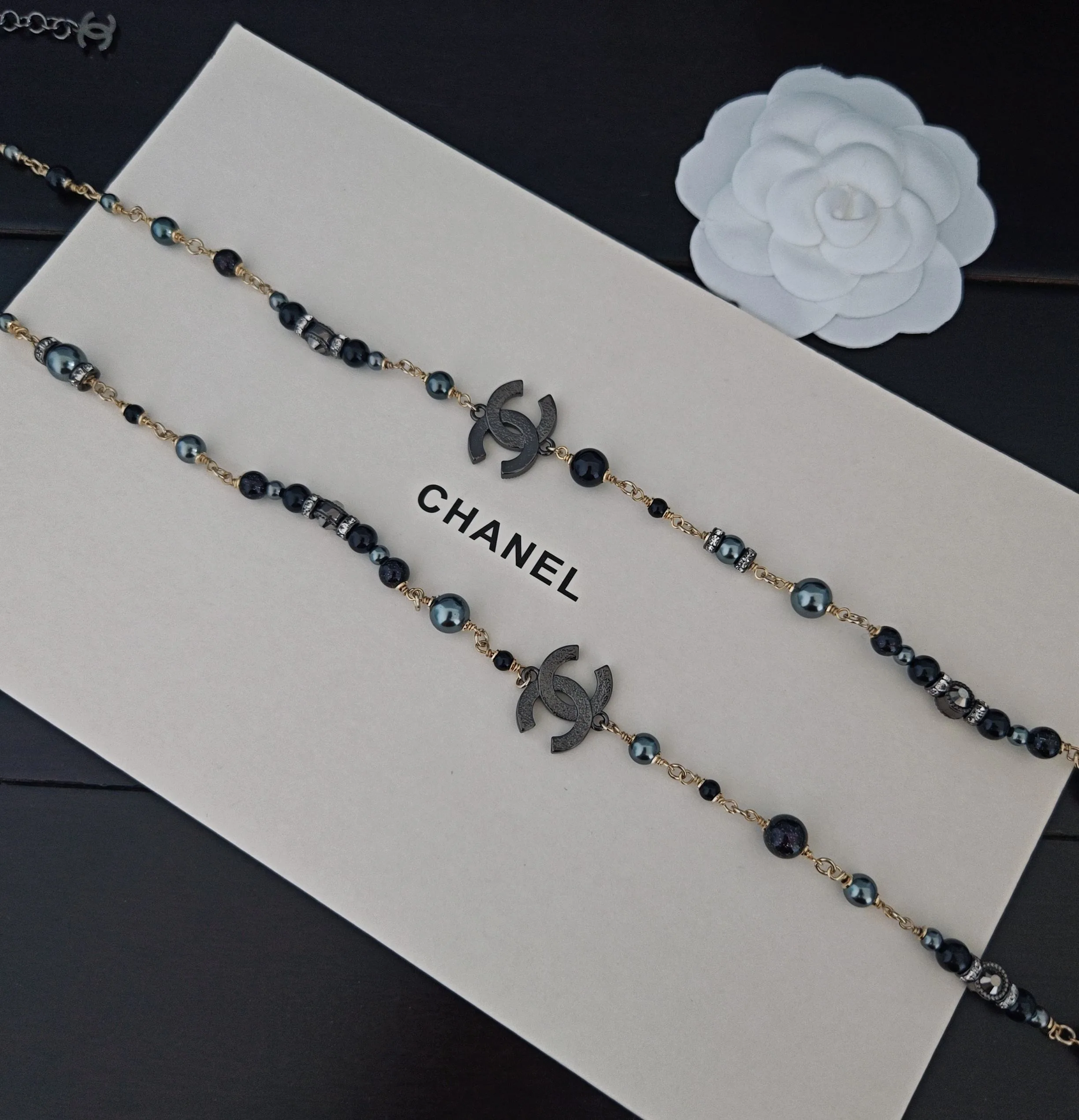 Chanel CC Pearl And Crystal Sautoir Necklace – Ruthenium-Tone Metal