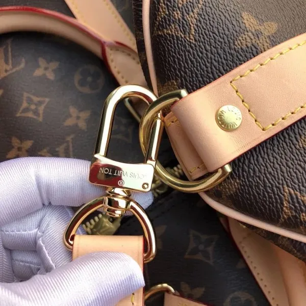 The Louis Vuitton Travel Élan – 2 Piece Bundle (Keepall Bag + Slides)