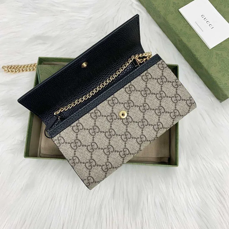 GG Marmont chain wallet