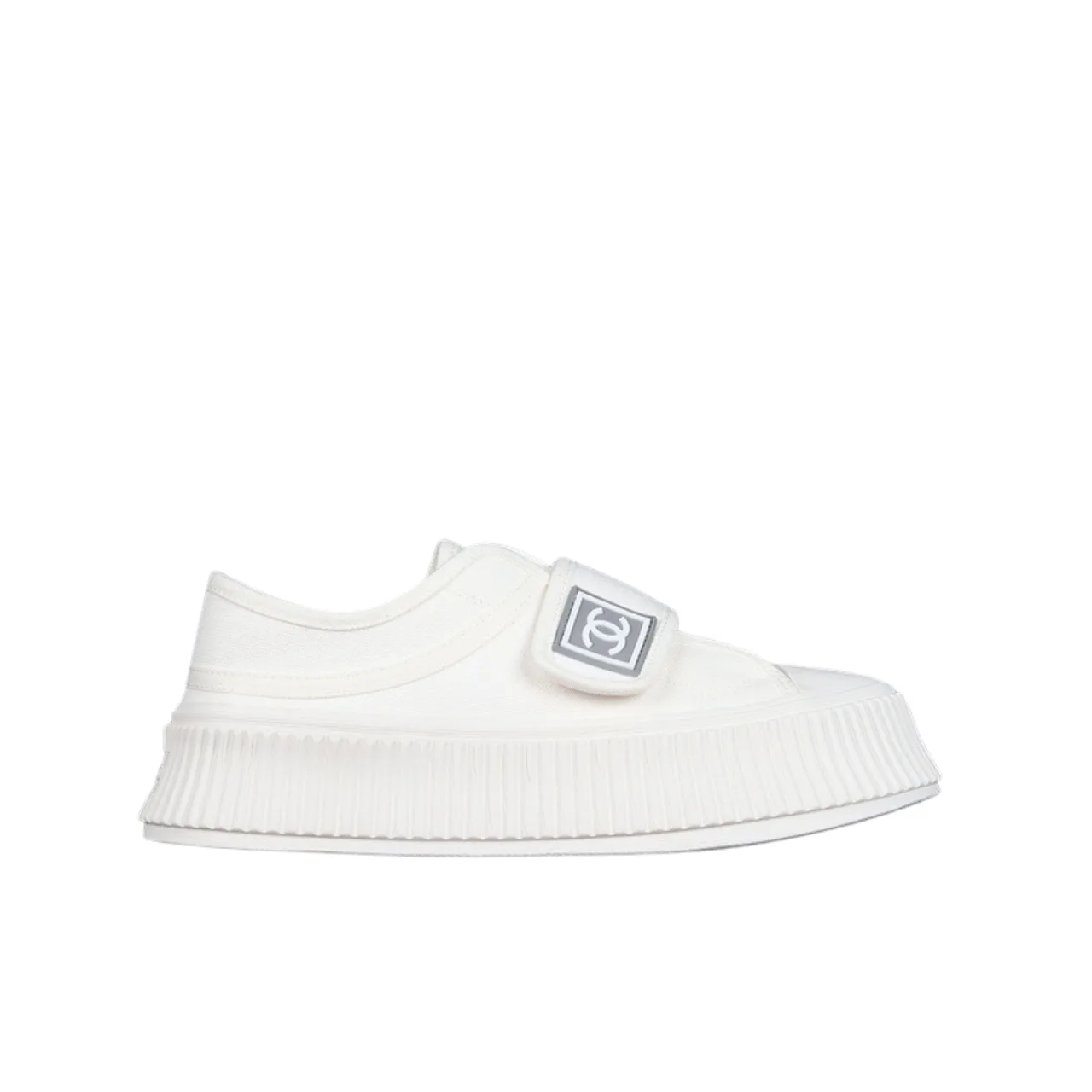 Chanel Logo Embroidered Shearling Cream Slides – 37 Eu 6 Us 24 Cm 9 4 In Main image