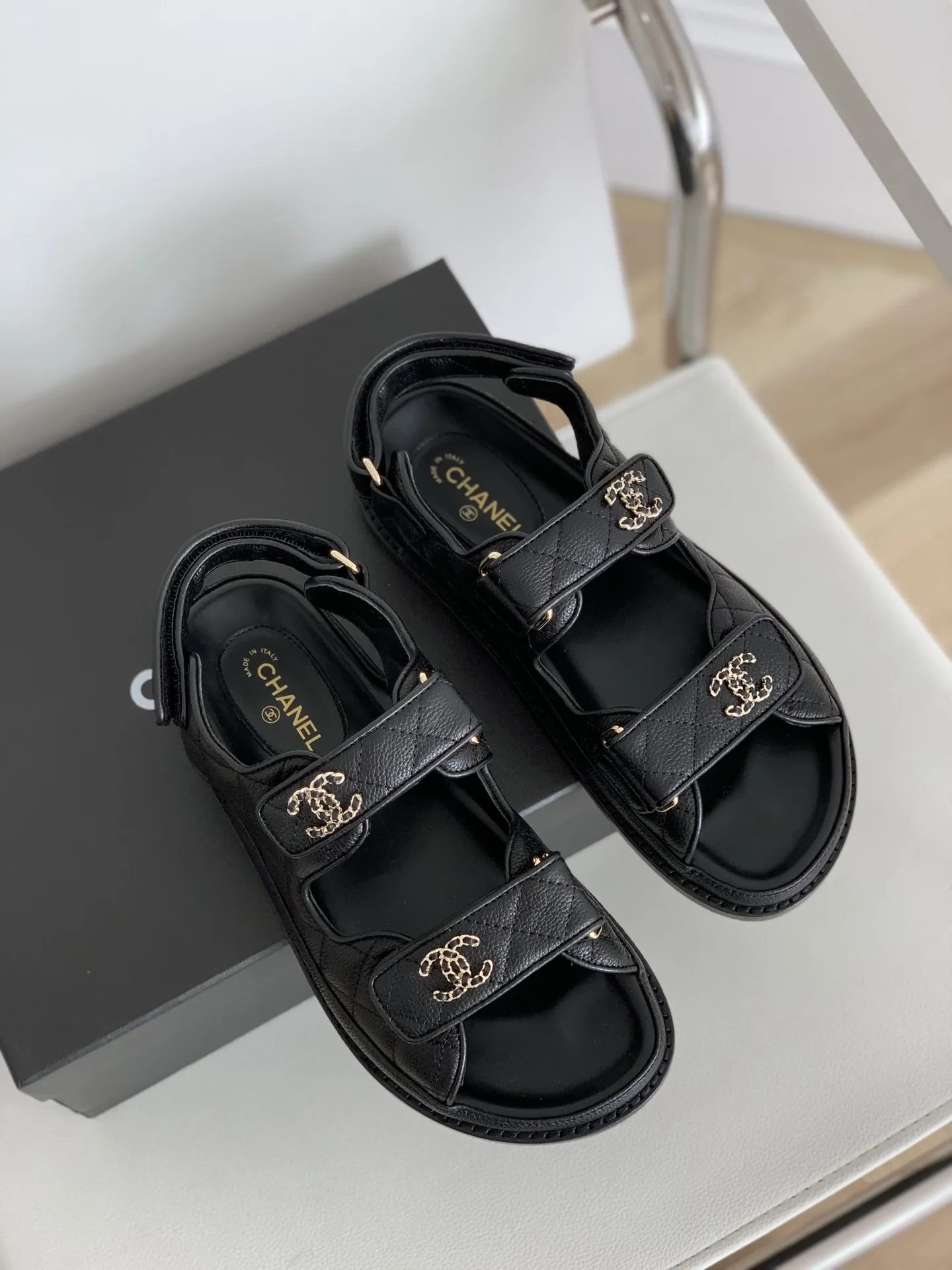 Chanel Cc Button Velcro Black Sandals Grained Calfskin Leather Secondary image