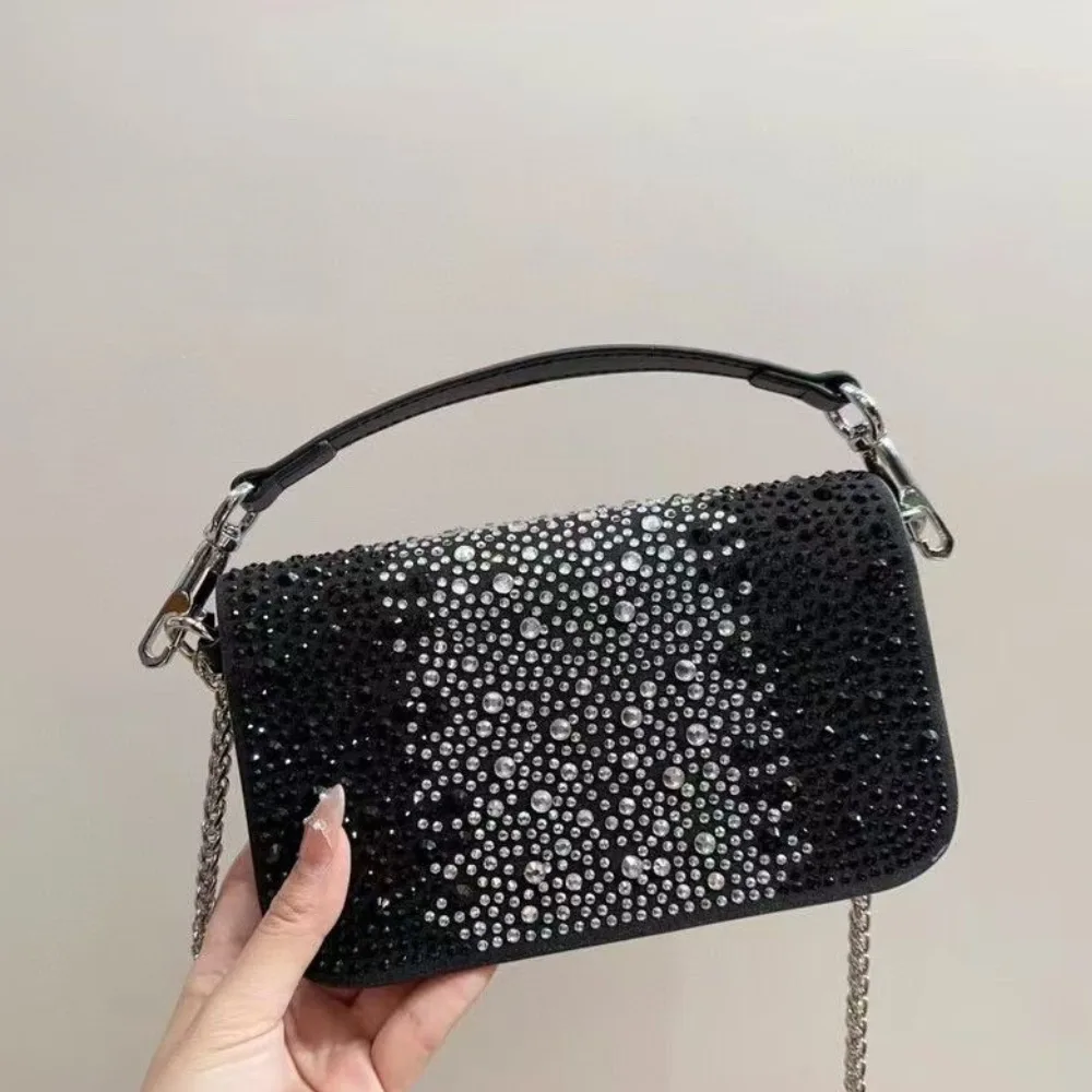 Valentino Loco Small Vlogo Shoulder Bag Black 20Cm Secondary image