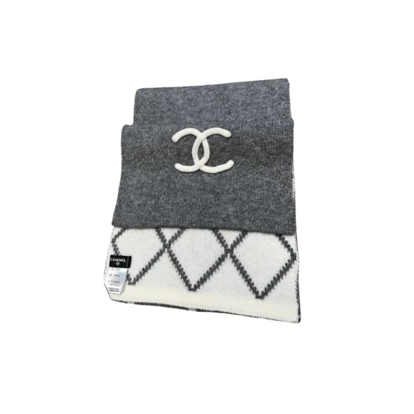 Chanel Diamond Patterned Cshmere Grey Scarf