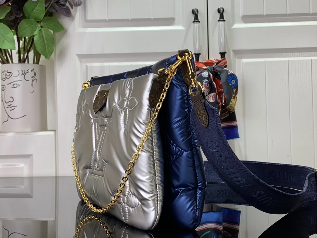 Louis Vuitton Maxi Multi Pochette Accessoires Silver M21057