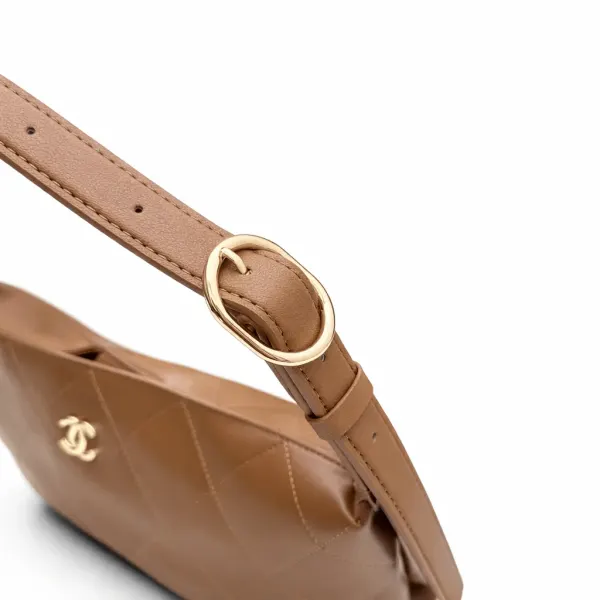 Chanel Maxi Hobo Bag Shiny Lambskin Gold Hardware Brown