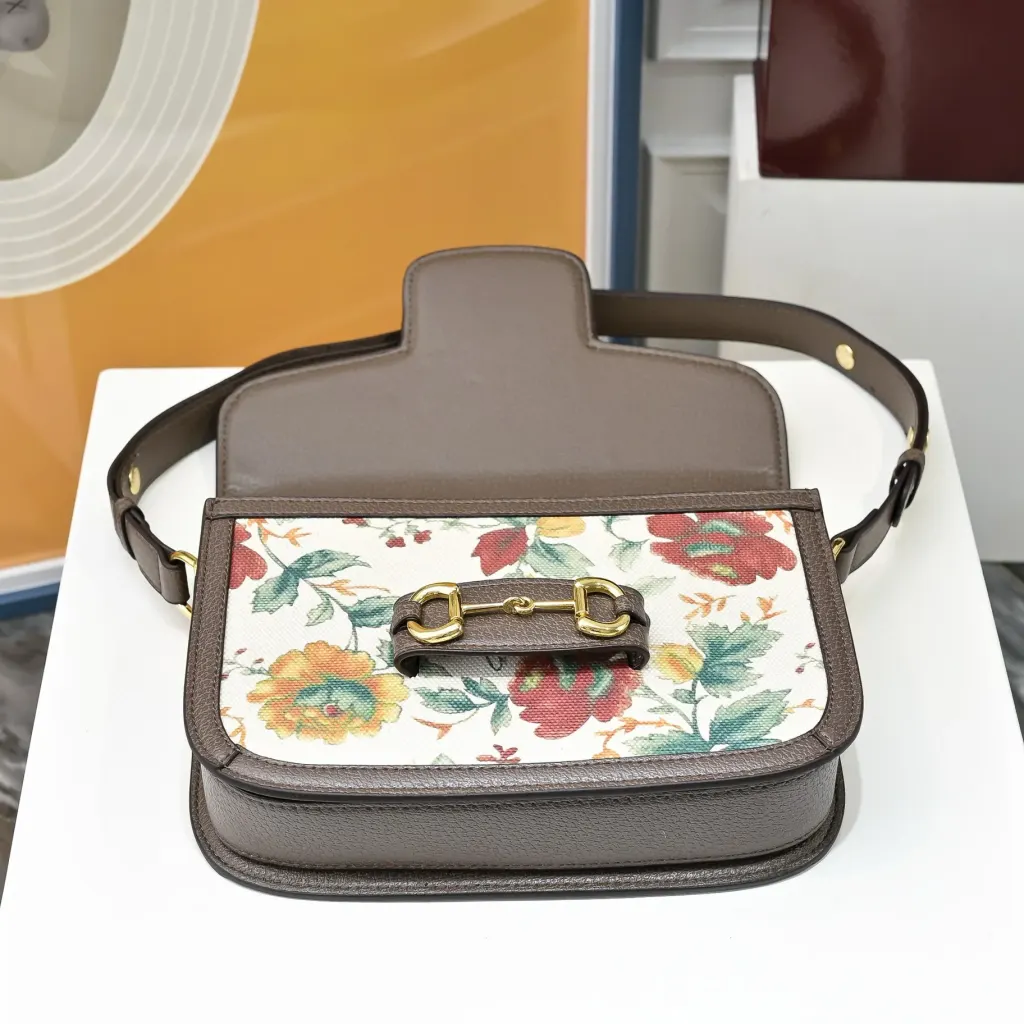 Gucci Horsebit 1955 Floral Print Canvas Shoulder Bag