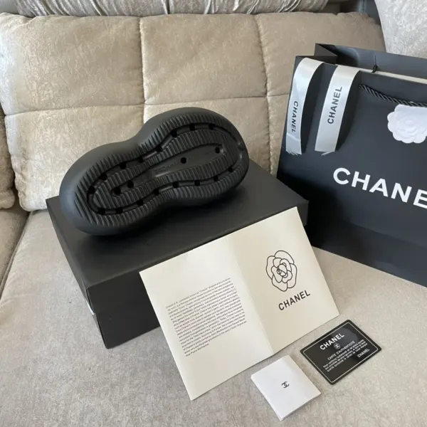 Chanel Flip Flop Sandals Black