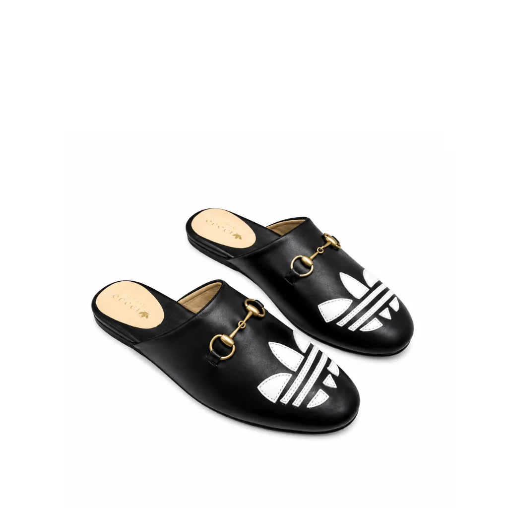 GUCCI x Adidas Originals Trefoil Slipper Suede Shoes Women’s Black 702211 Main image