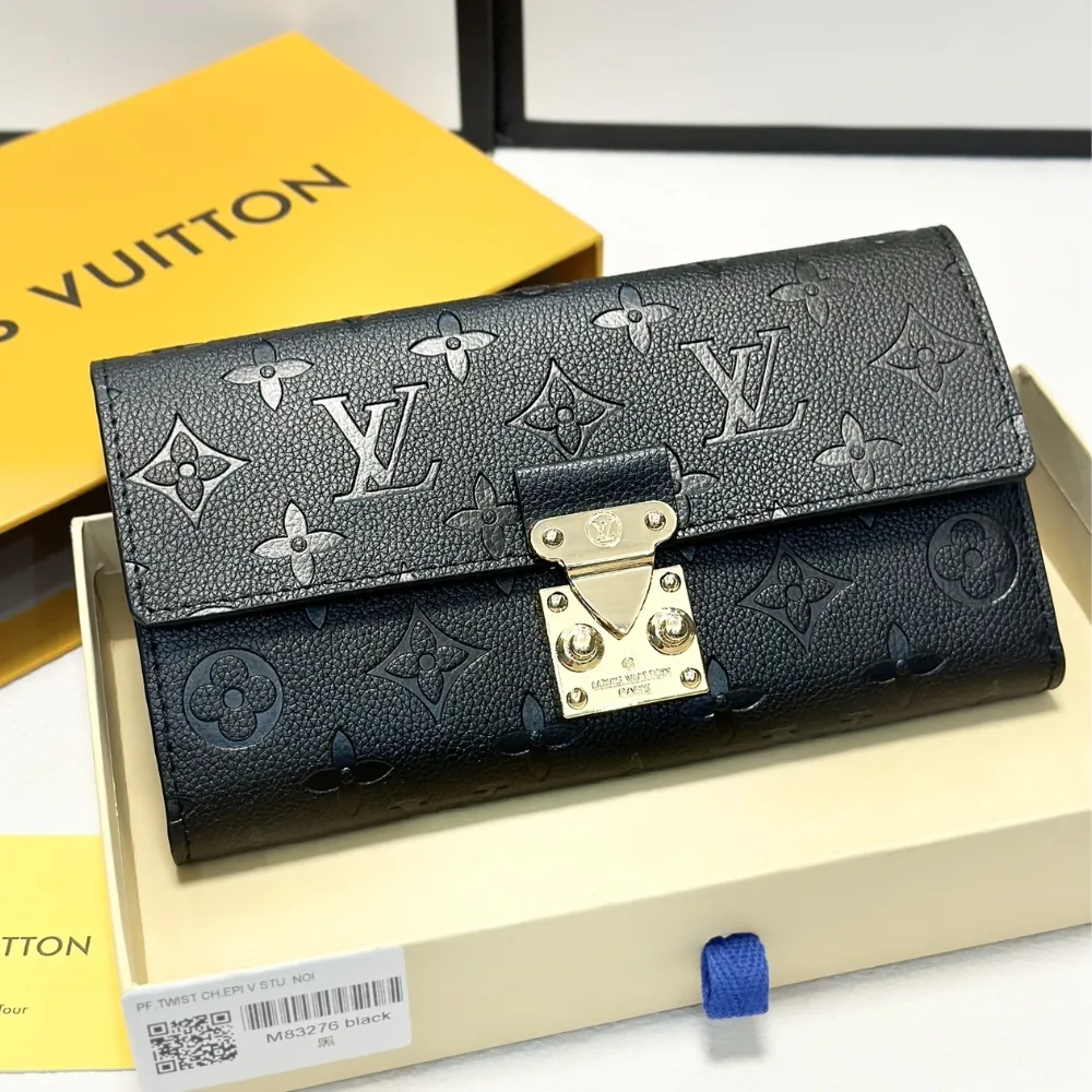 Louis Vuitton Sarah Wallet Monogram Empreinte Black 19Cm M82638 Secondary image