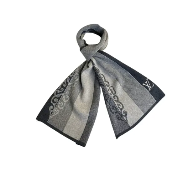 Louis Vuitton Monogram Classic or LV Essential scarf Main image
