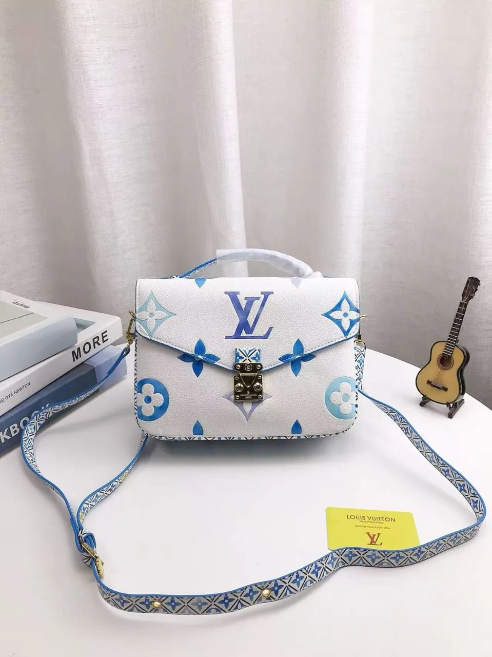Louis Vuitton By The Pool Pochette Metis MM Blue Secondary image