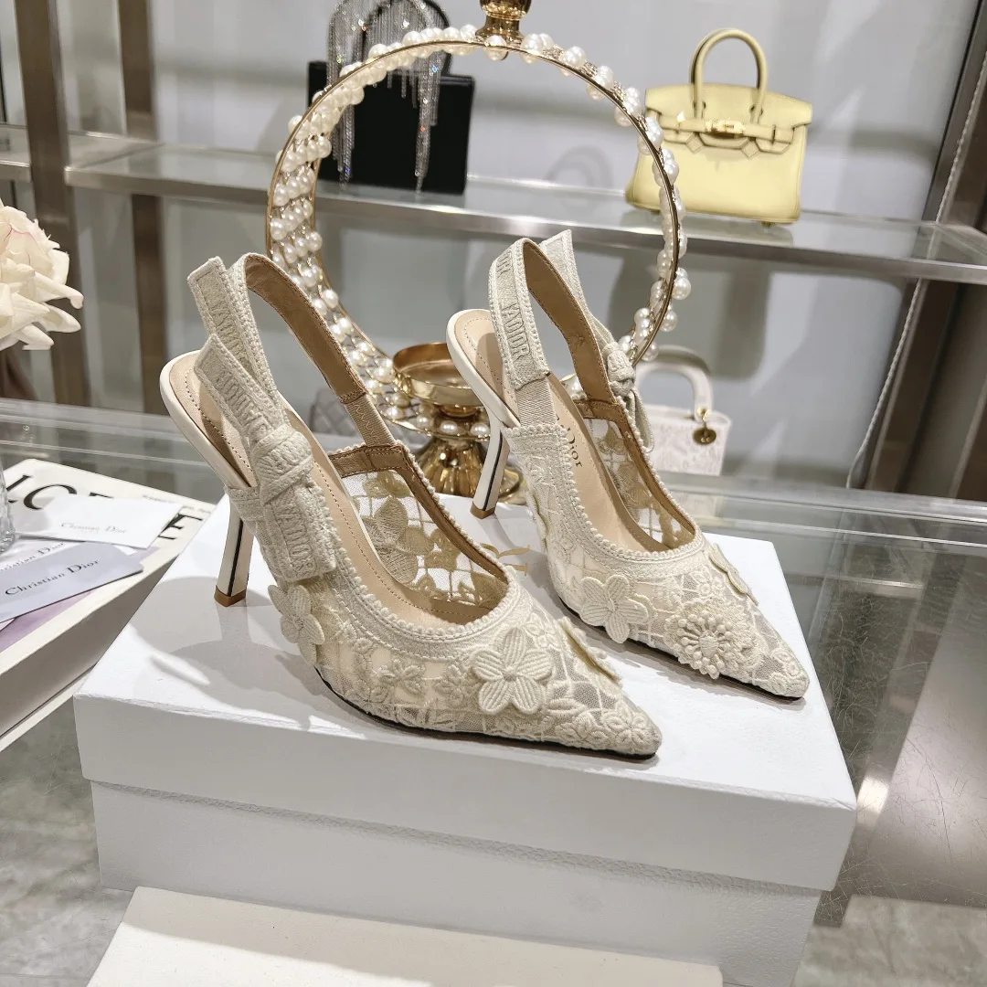 Dior Cd J’Adior Slingback Pump White Flower Embroidered