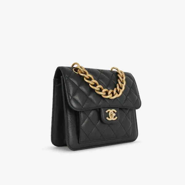 Chanel 23S Messenger Flap