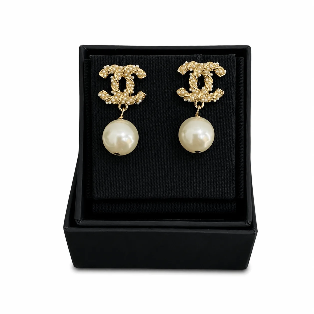 Chanel Pearl Drop CC Earrings Main image