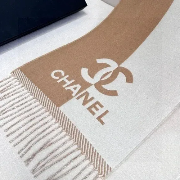 Chanel Bicolor wool And Cashmere Blend Scarf