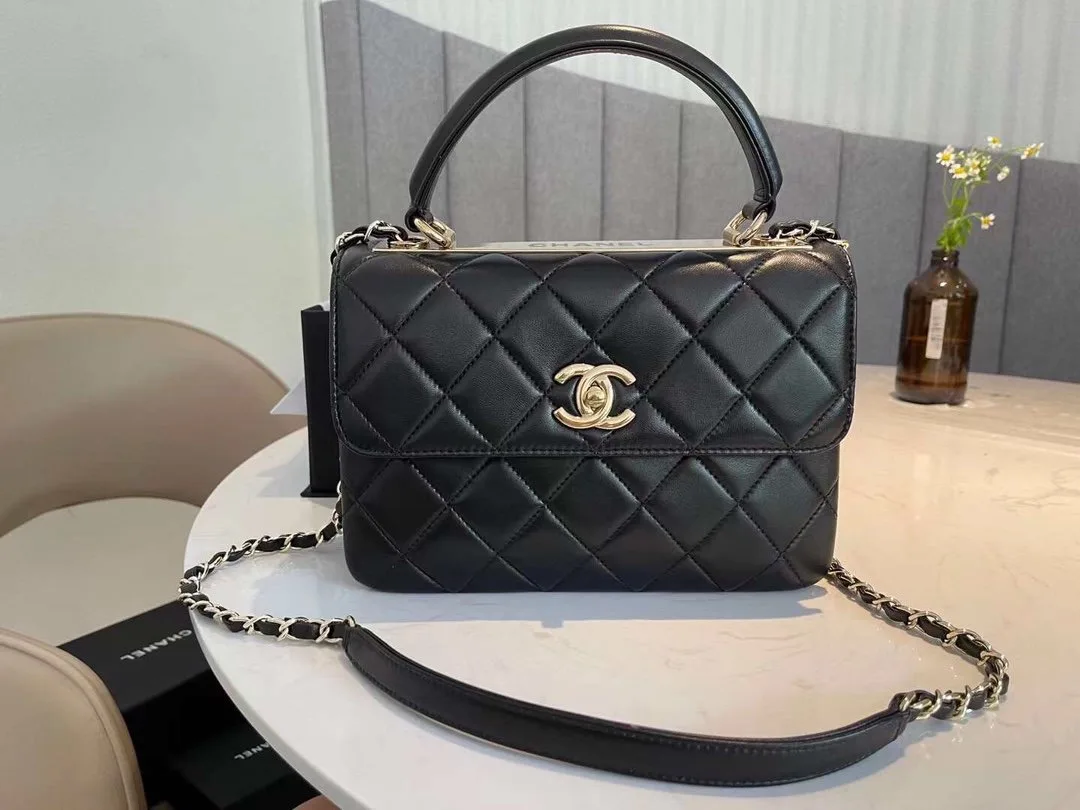 Chanel CC Trendy Lambskin Bag Black 25Cm Secondary image