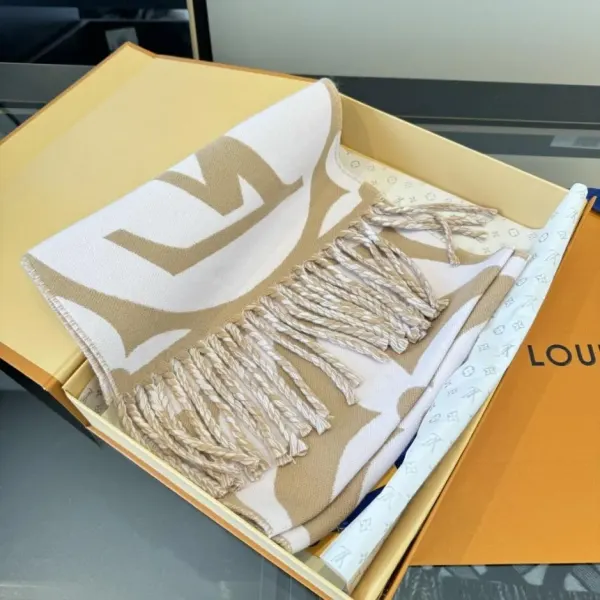 Louis Vuitton LV Medallion Wool Scarf