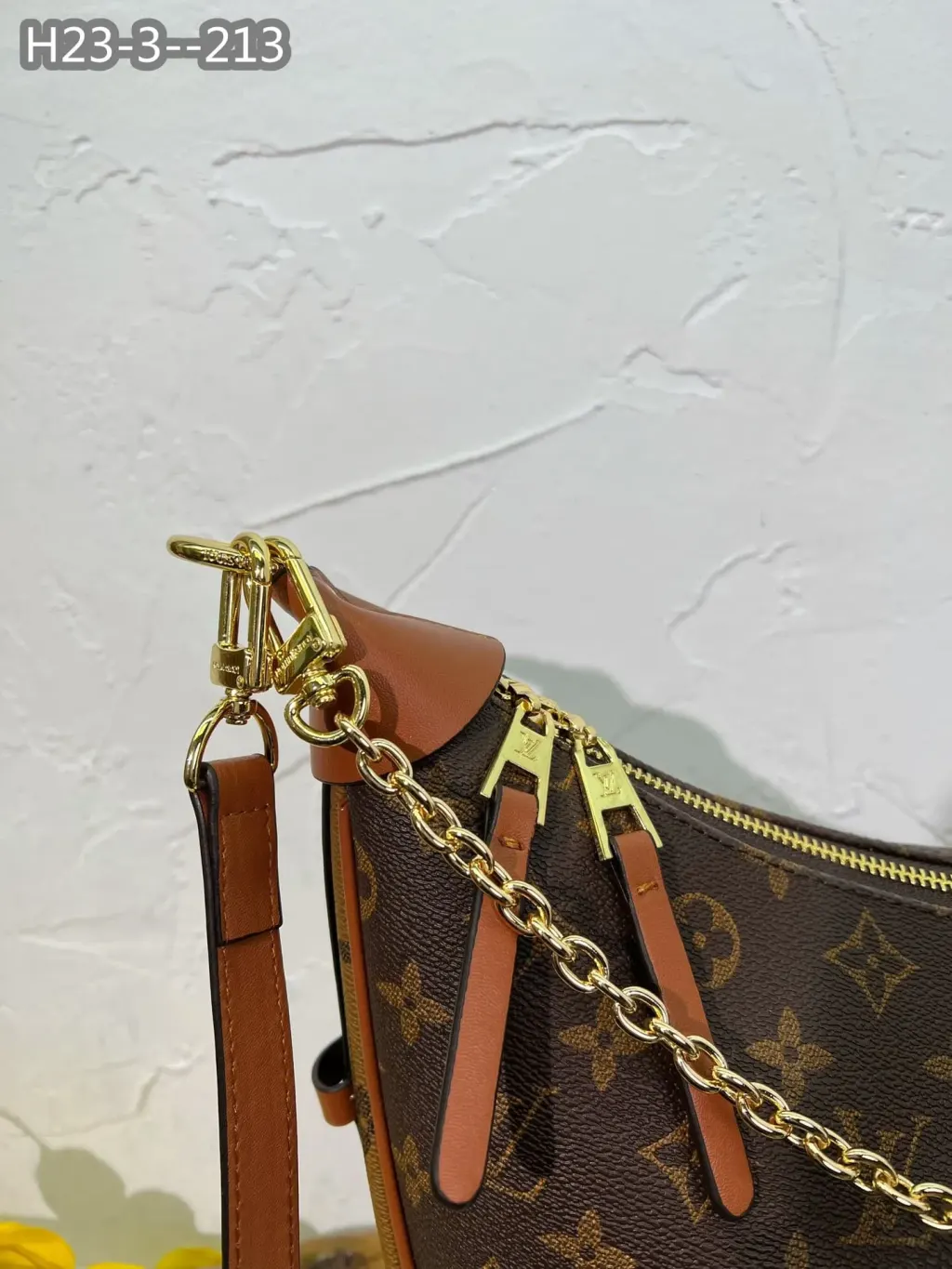 Louis Vuitton Loop Hobo Monogram Canvas Brown 40Cm M46311