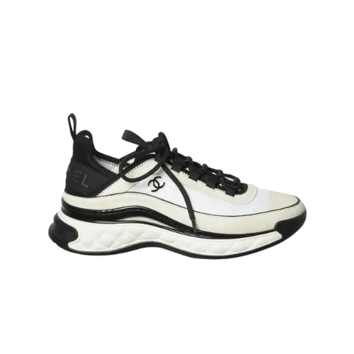 Chanel Women’s Suede Sneaker White G39070 Y56144 0Q241 Main image