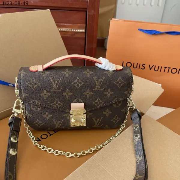 Louis Vuitton Pochette Metis East West Bag Monogram 22Cm M46279