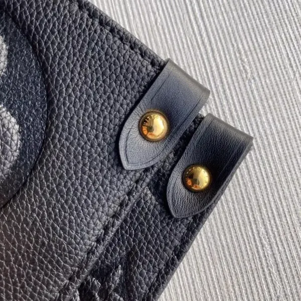 Louis Vuitton Onthego Gm 41Cm Black M44925